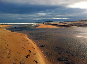 Отель The Dunstanburgh Castle Hotel  Эмблтон